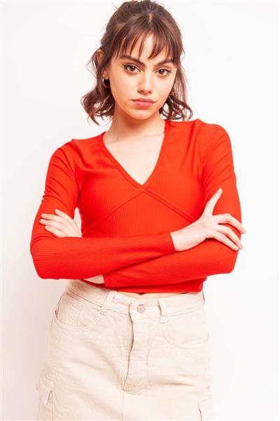 REMERA NAI